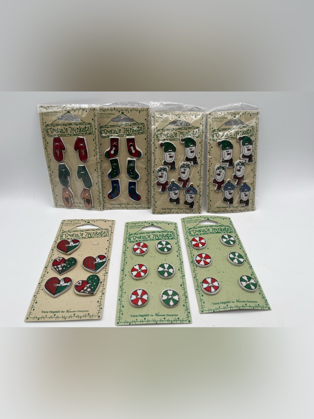 Vintage Handcrafted Ceramic Buttons Trena's Trinkets Christmas Winter Holiday